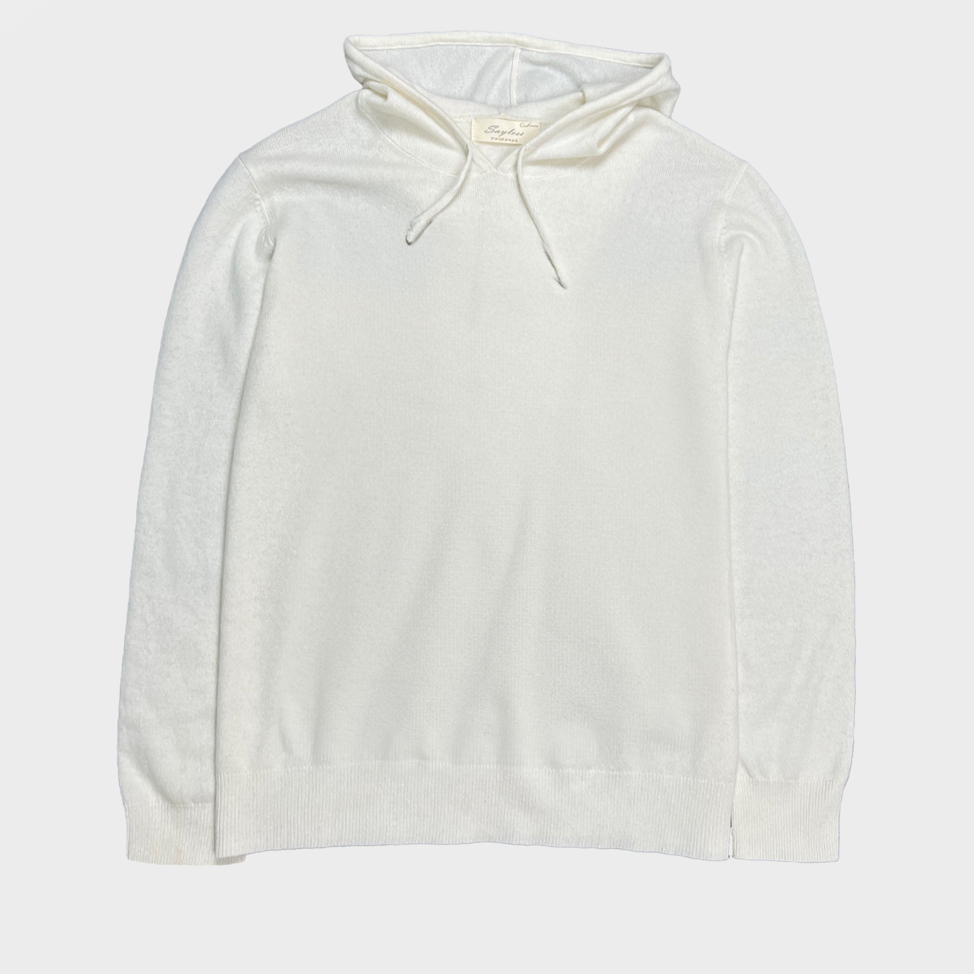 Stockholmsvit Kashmir HoodieKashmir Hoodie i regular fit, true to size.
Tillverkad av högkvalitativ kashmir för överlägsen komfort och varaktighet. Idealisk för vardagsbruk.Stockholmsvit Kashmir Hoodie