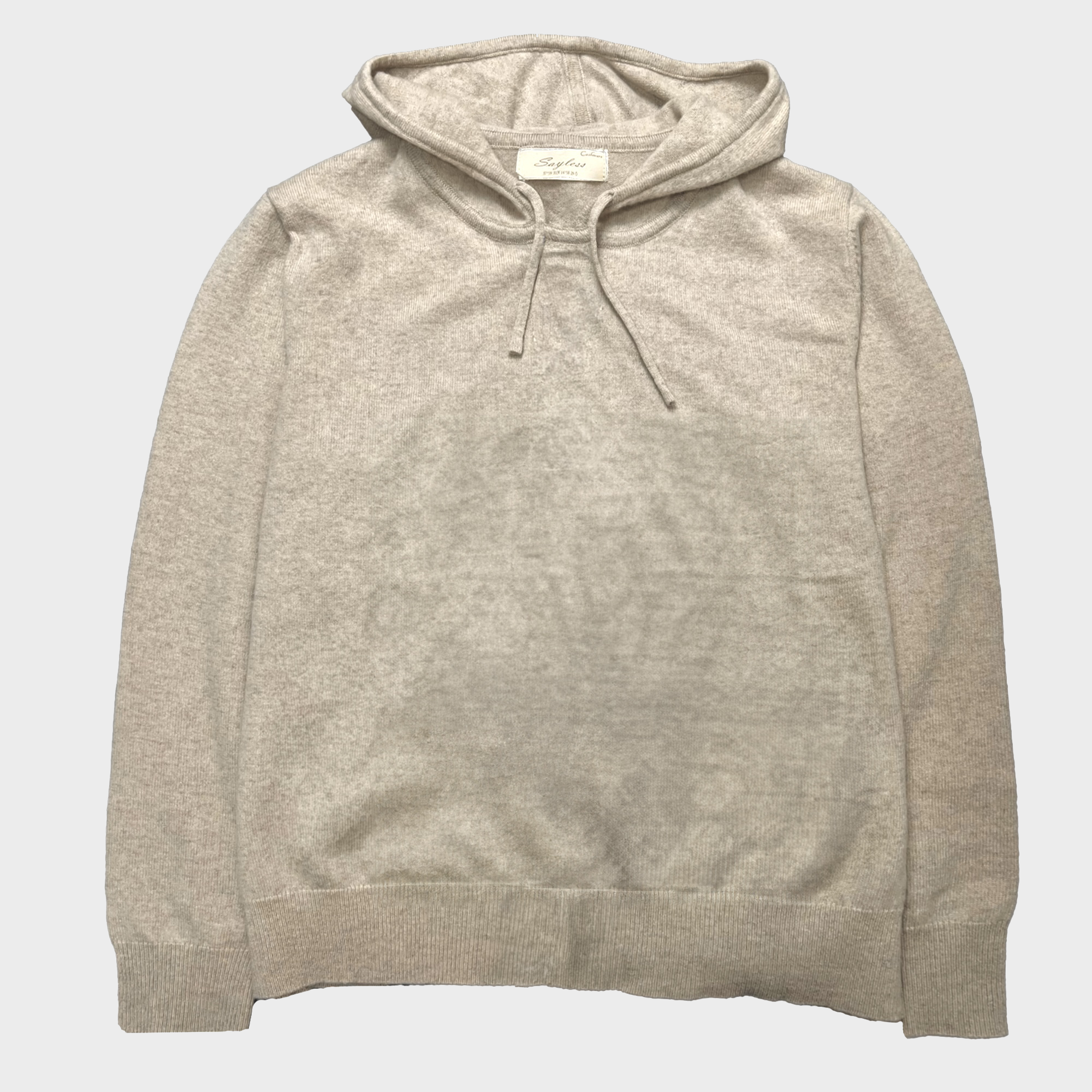 Beige Kashmir Hoodie
Kashmir Hoodie i regular fit, true to size.
Tillverkad av högkvalitativ kashmir för överlägsen komfort och varaktighet. Idealisk för vardagsbruk. Beige Kashmir Hoodie.